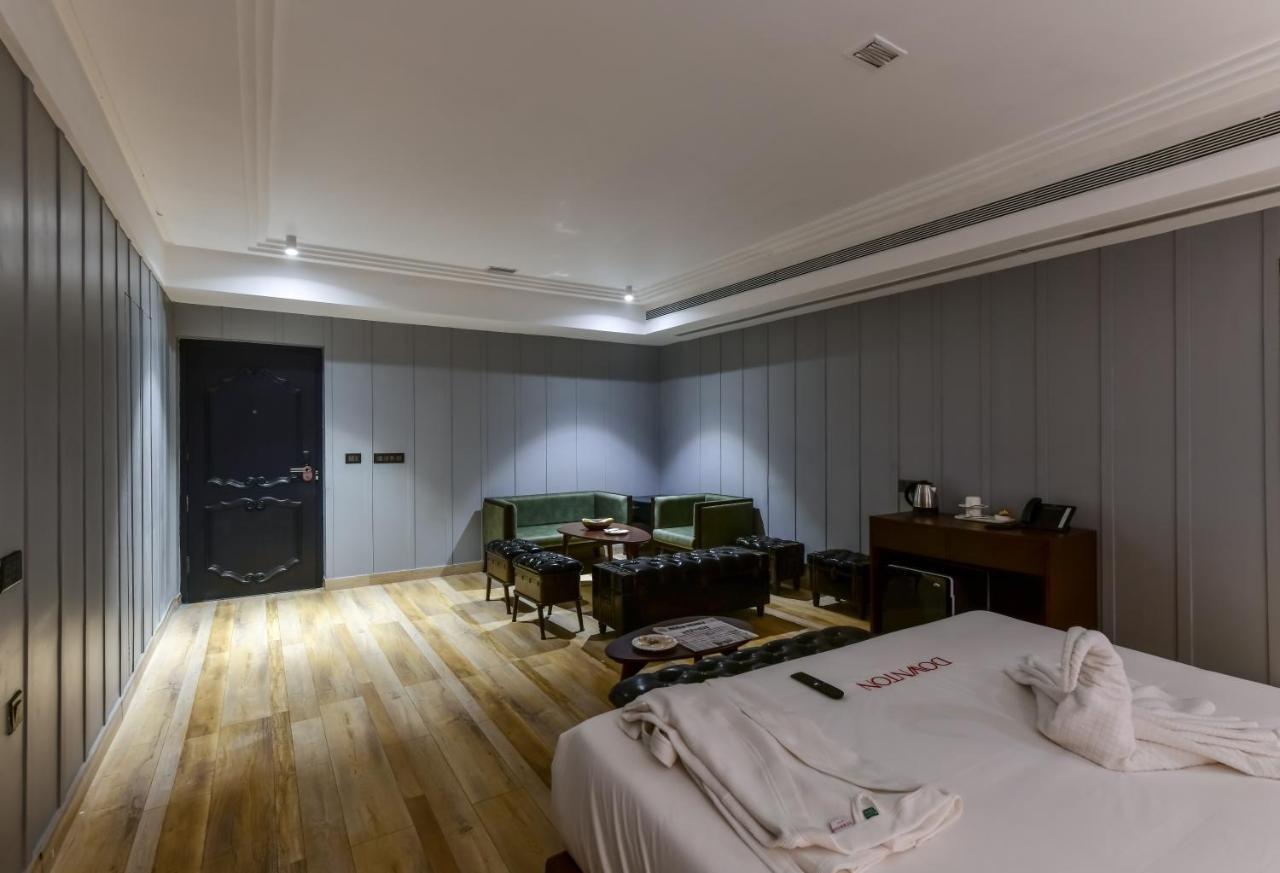 The Downton Hotel Rāipur المظهر الخارجي الصورة