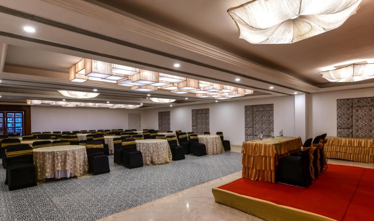 The Downton Hotel Rāipur المظهر الخارجي الصورة